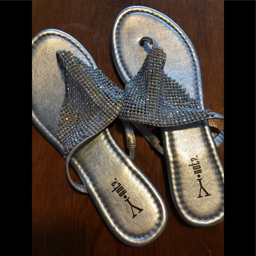Y.Not? Sliver Sandals Size 7.5